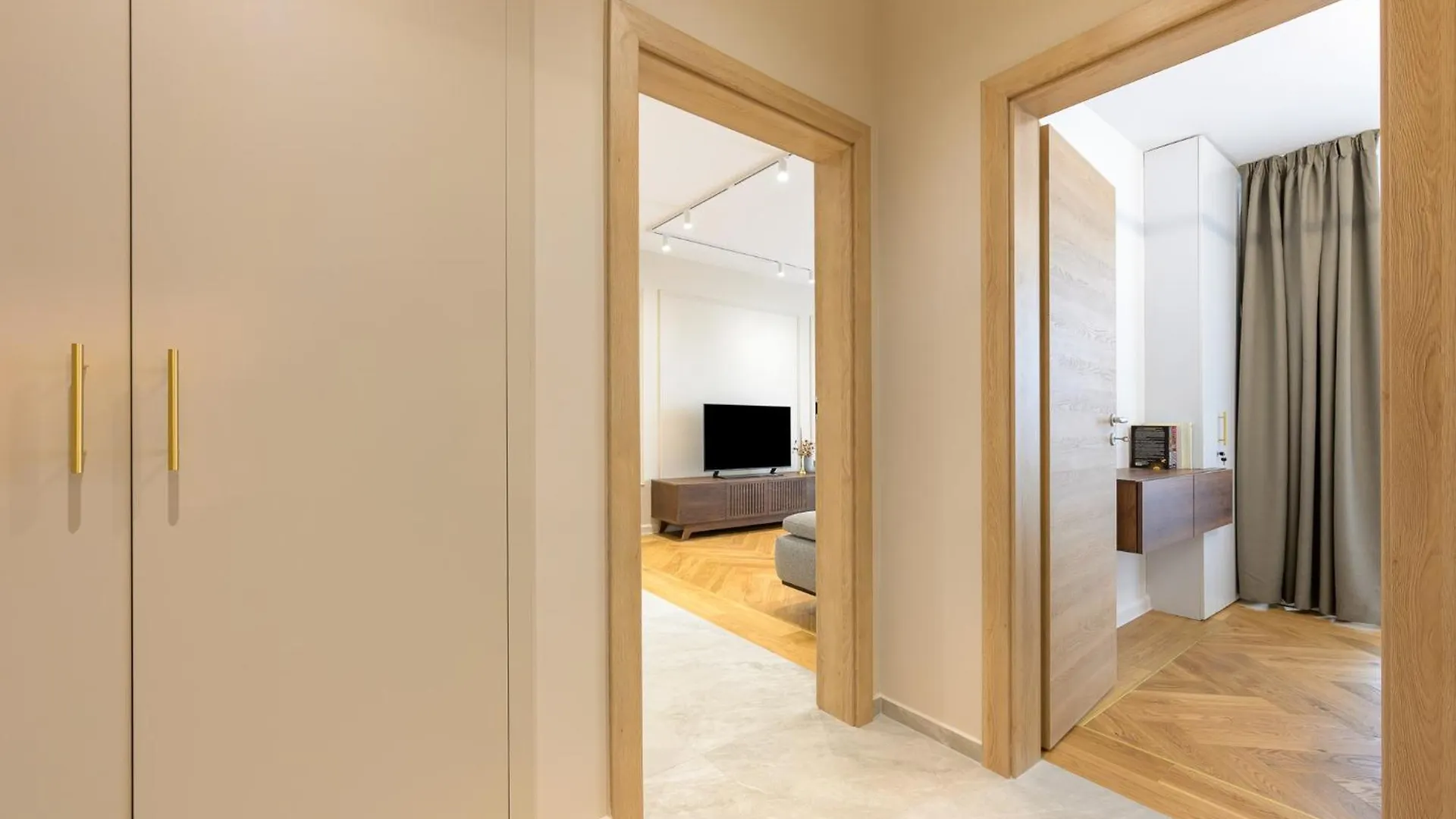1Bd Modern Serenity In Azur Delux Complex By Flat Mаnаger Saints Constantine and Helena Apartment